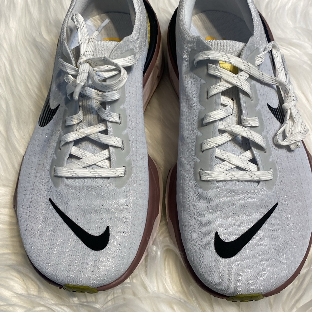 BNWB Nike zoom MX invincible run size 8 wide women’s ￼ - Picture 3 of 8